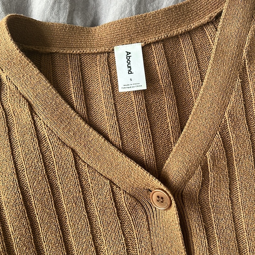 Cropped Ribbed Cardigan Sweater Small - Picture 2 of 6